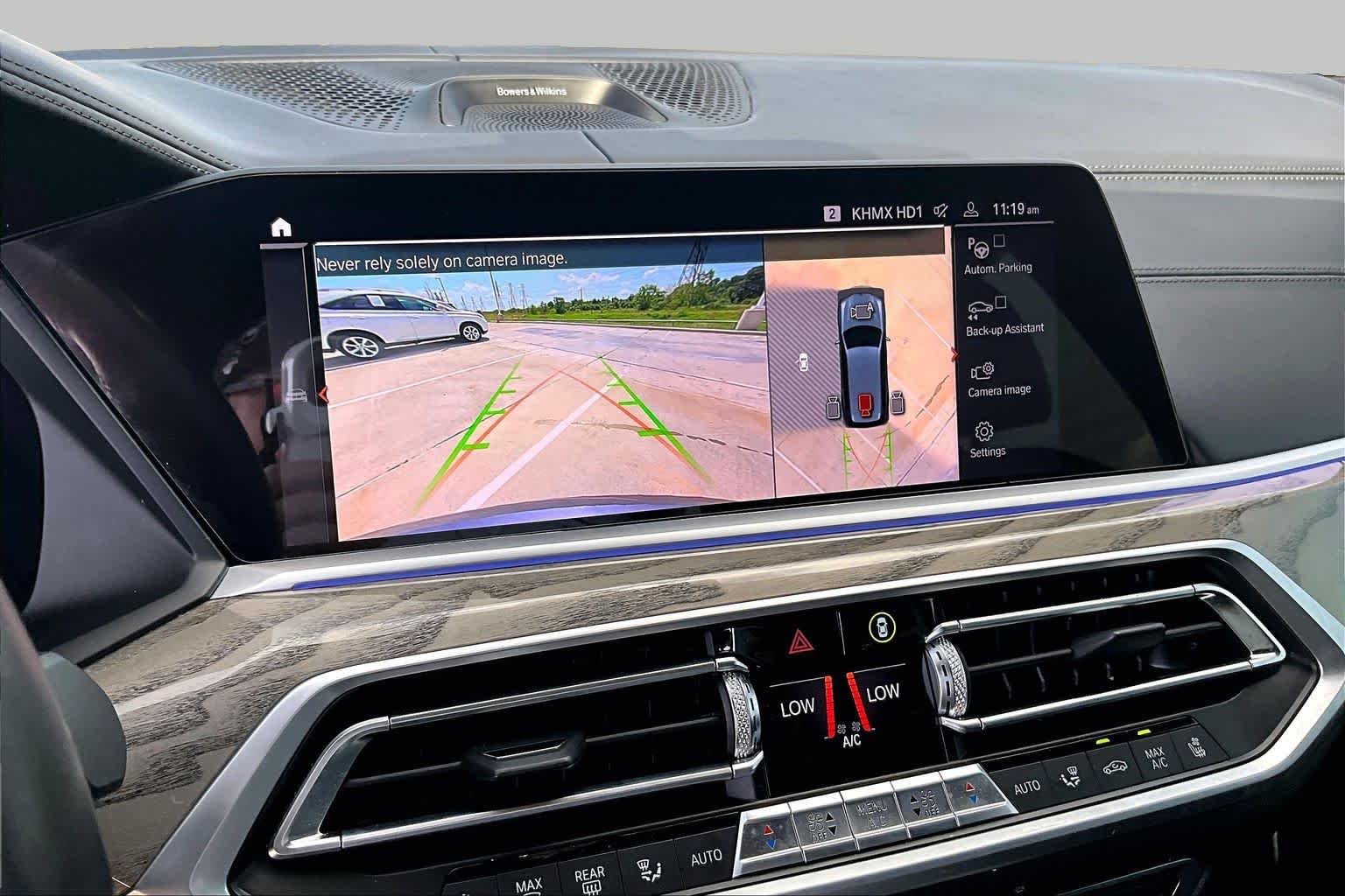Used 2019 Arctic Gray Metallic BMW xDrive50i image 23
