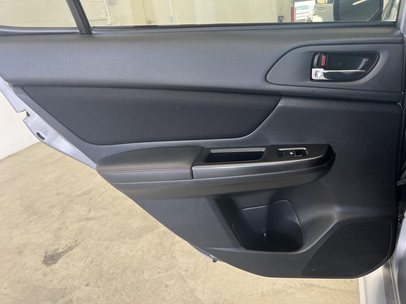 Used 2017 Ice Silver Metallic Subaru Premium image 24