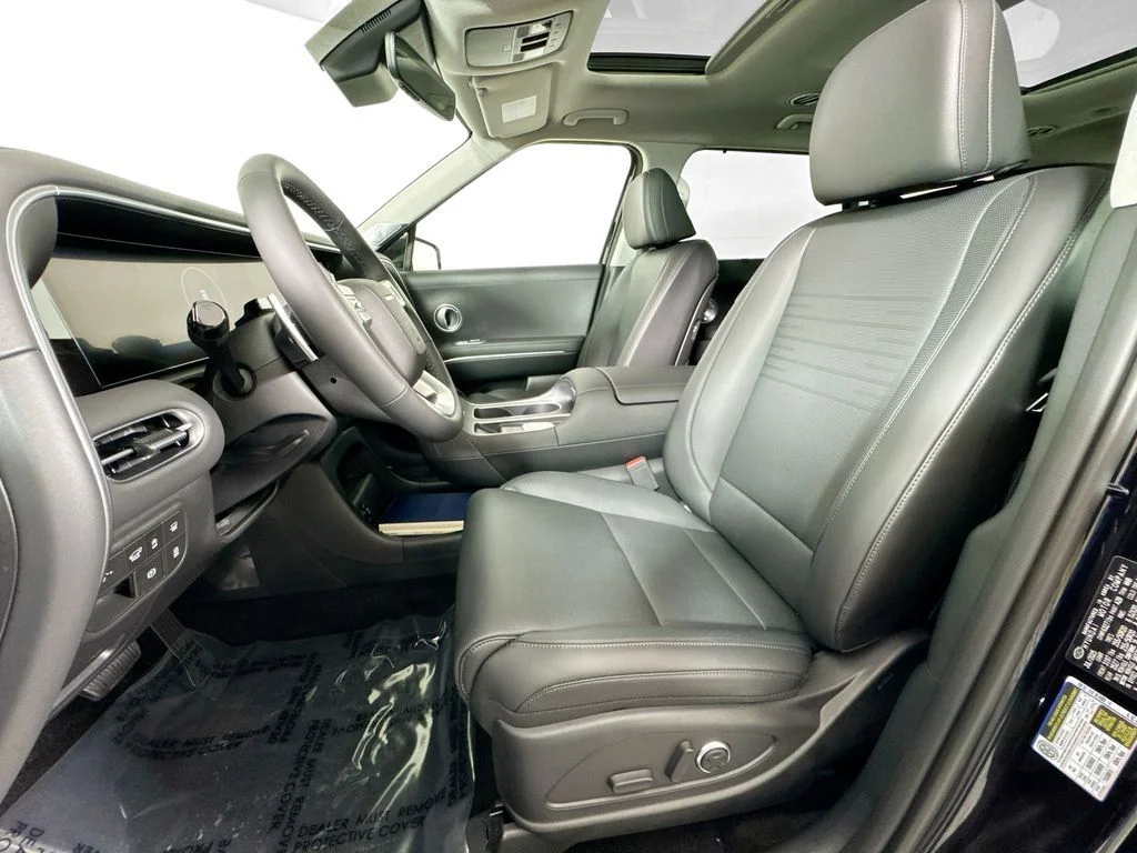 New 2026 Black Hyundai Limited image 6