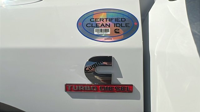 New 2026 Bright White Clear-Coat Exterior Paint RAM Tradesman image 17