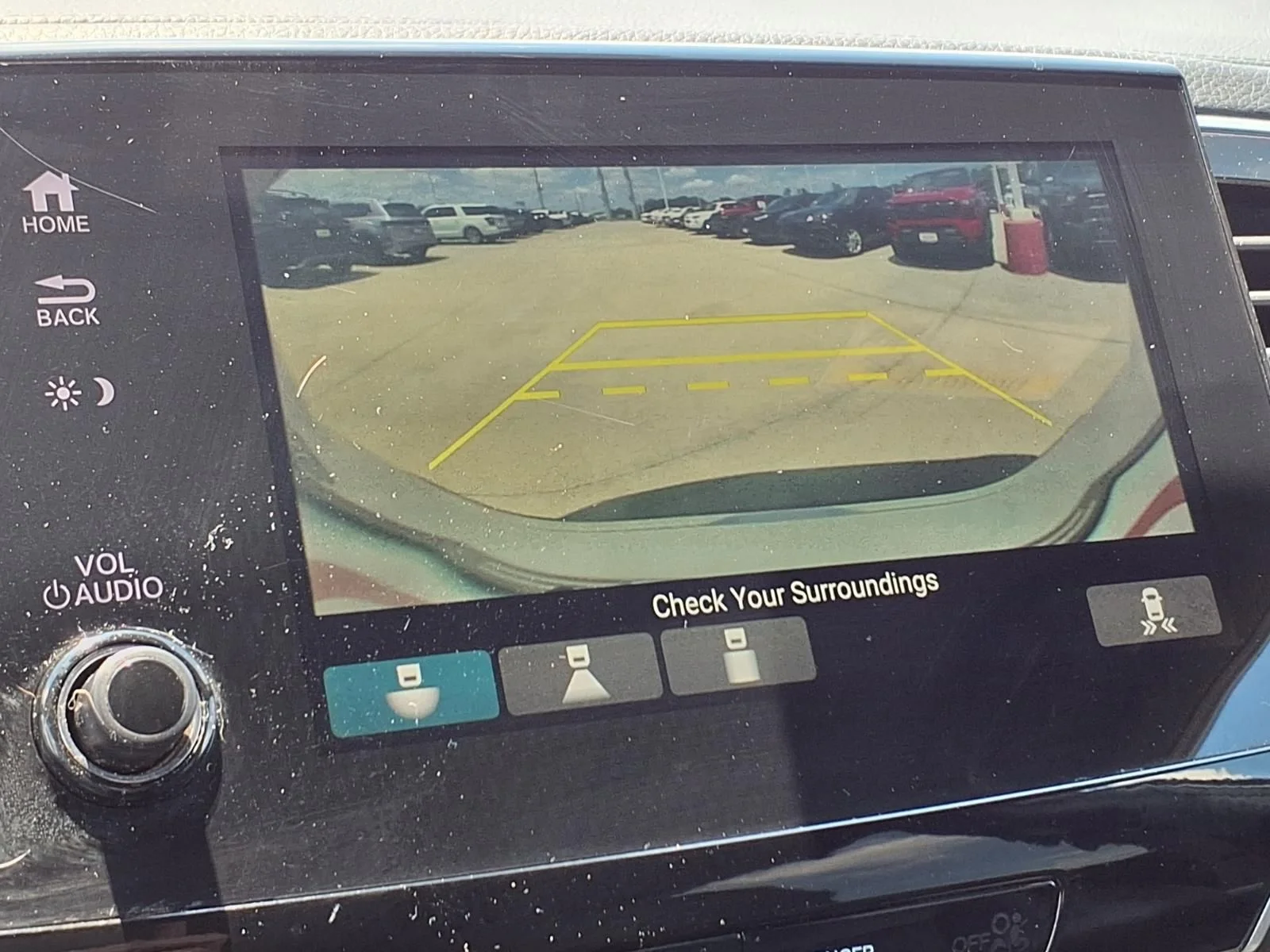 Used 2020 White Honda EX-L image 10