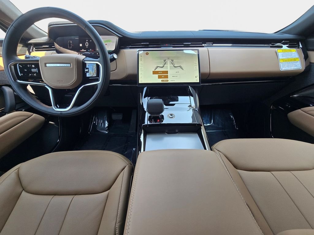 New 2026 Fuji White LAND ROVER SE image 9