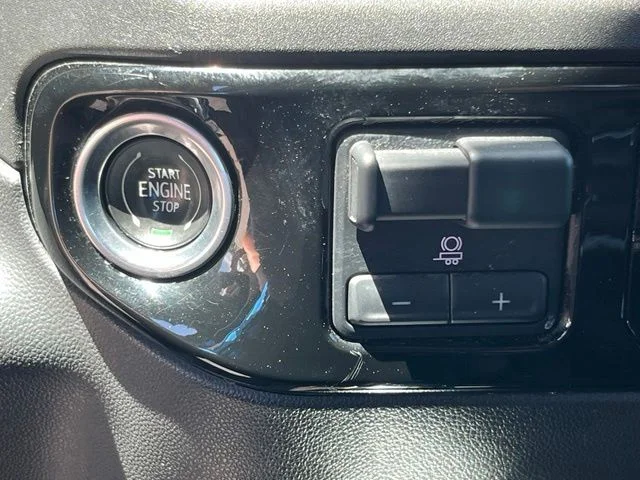 Certified Used 2022 Blue Chevrolet LT Trail Boss image 40