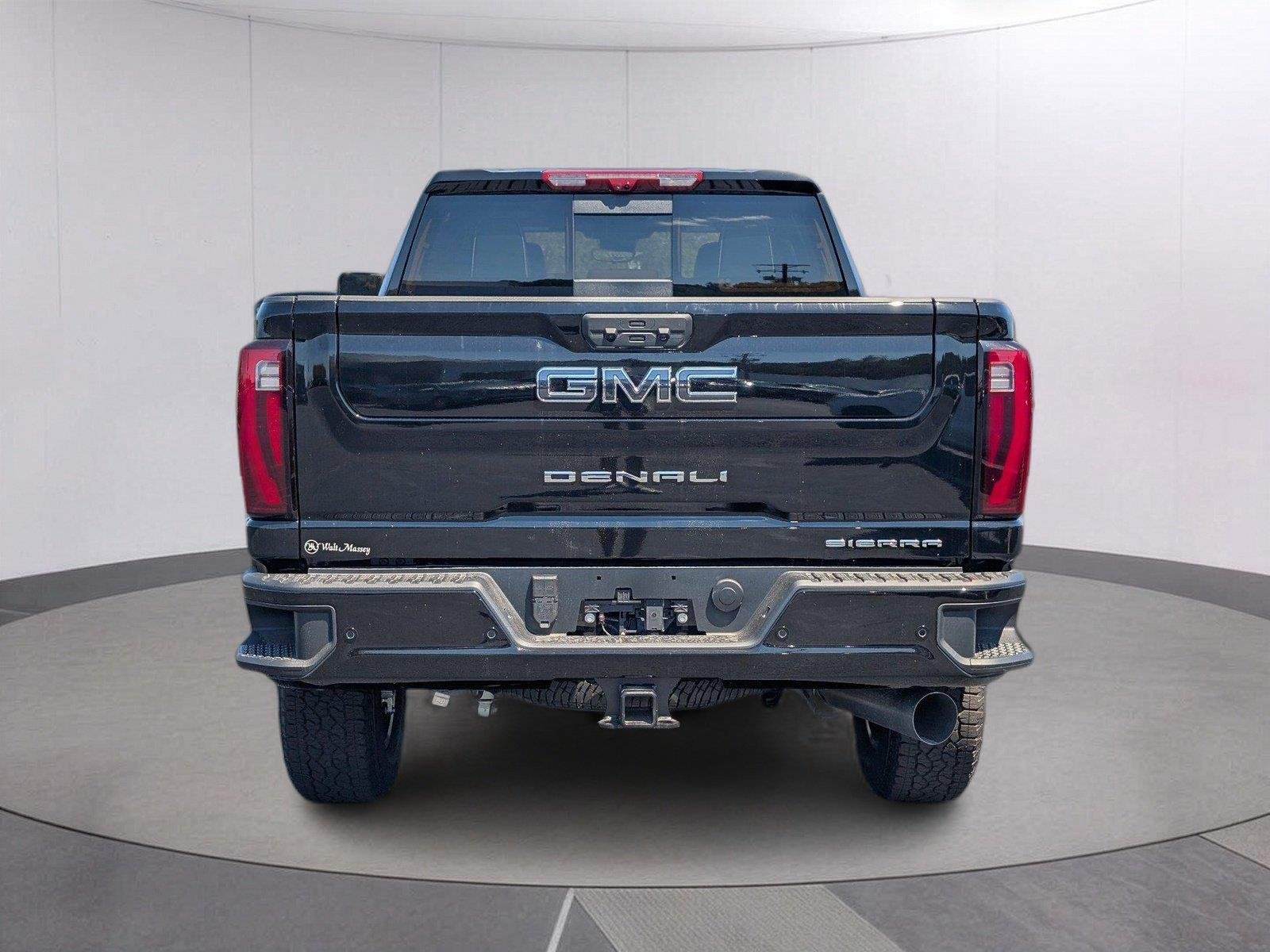 New 2026 Onyx Black GMC Denali Ultimate image 4