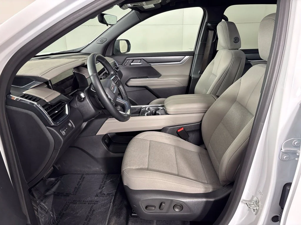 Used 2026 White GMC Elevation image 35