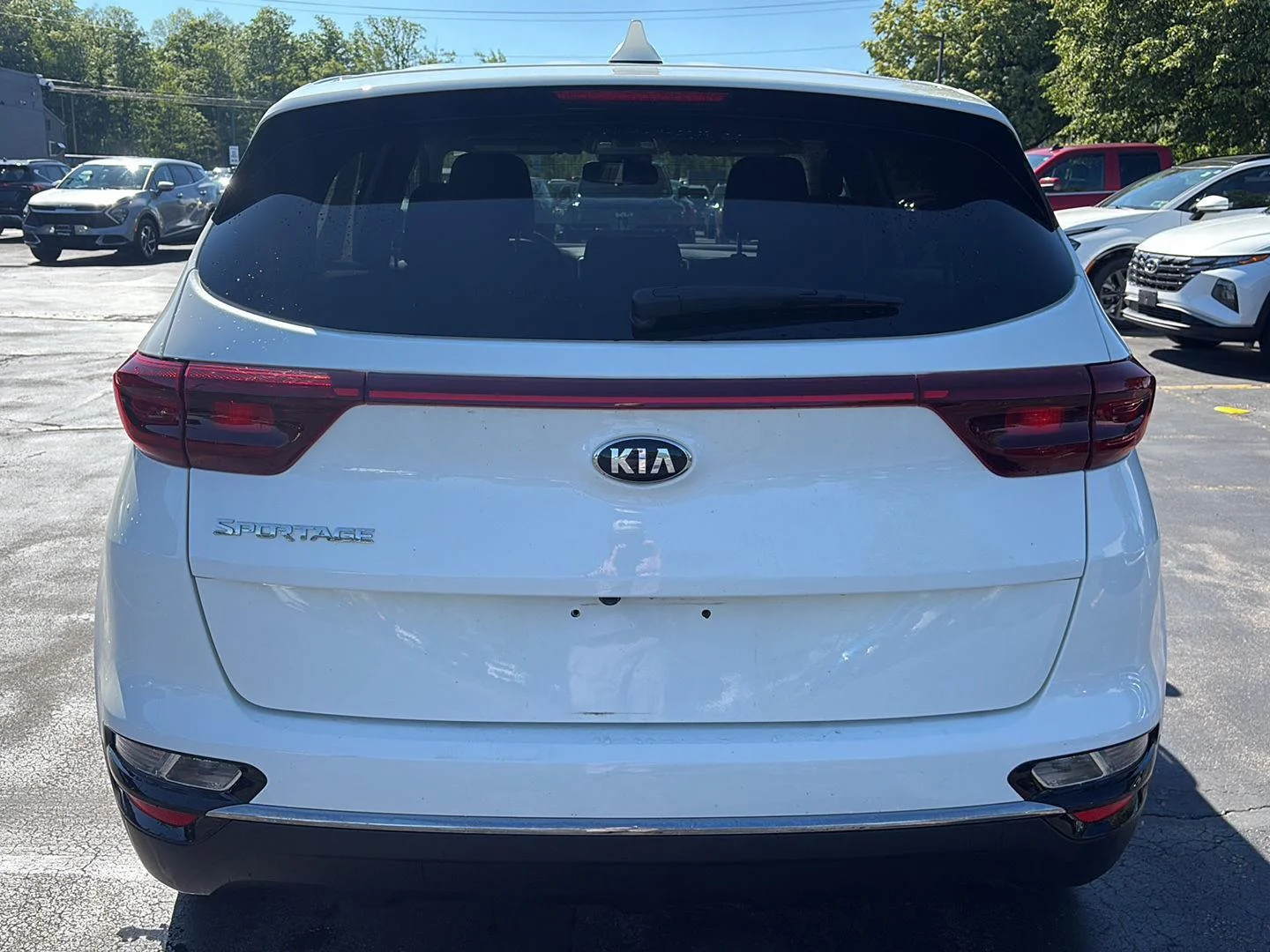 Used 2020 Clear White Kia LX image 9