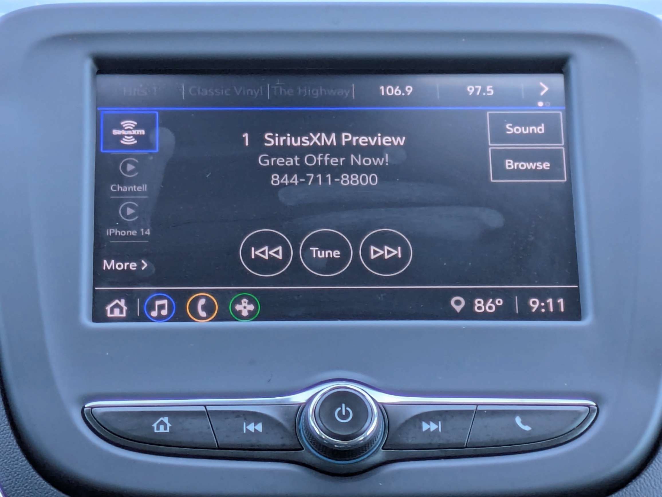 Used 2022 Summit White Chevrolet LT image 21
