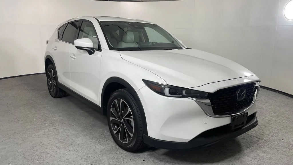2023 Mazda CX-5 S Premium package Auto AWD's photo