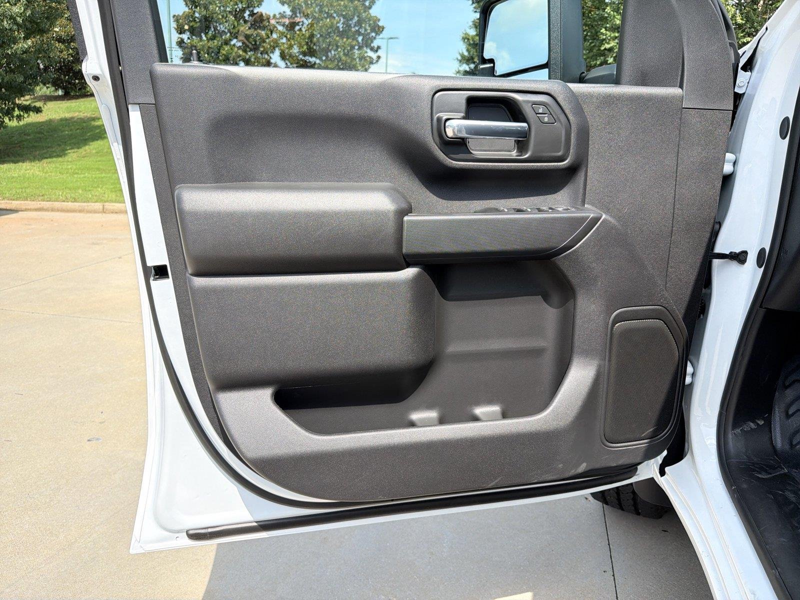 2026 GMC Sierra 2500HD Pro - Photo 8