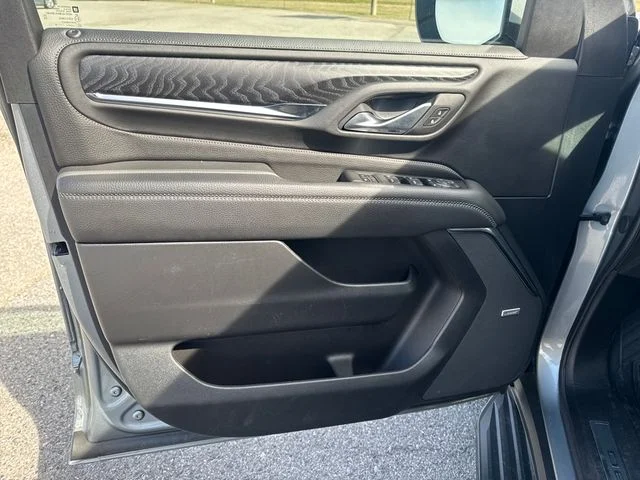 Used 2024 Silver GMC Denali image 11