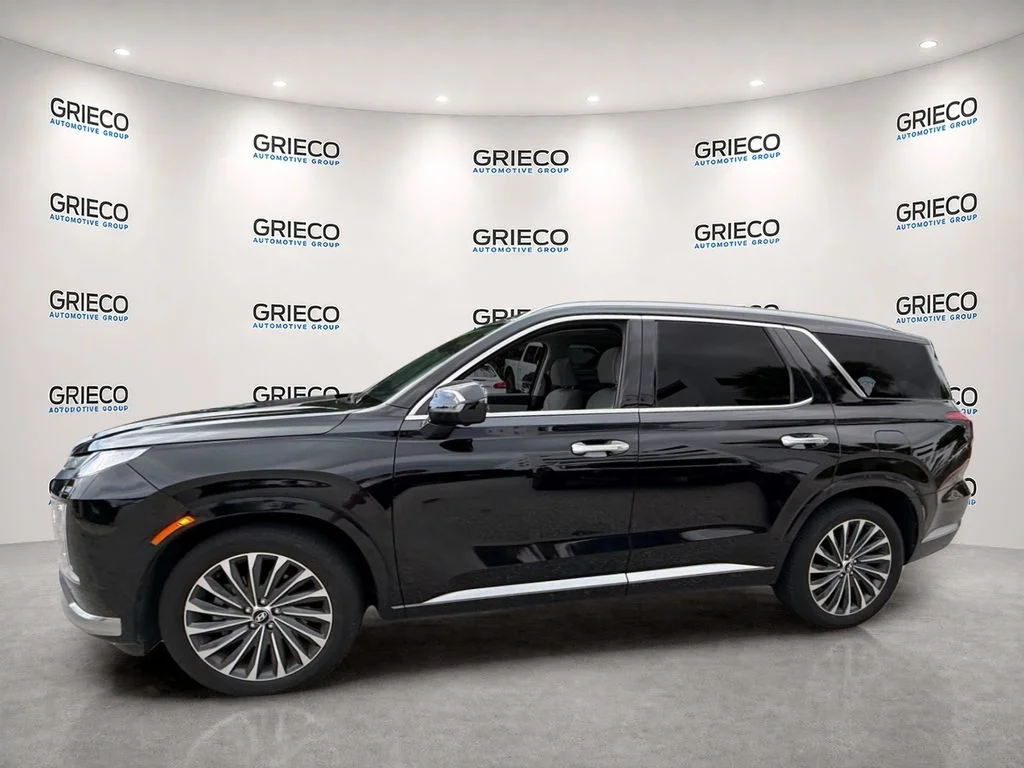 Used 2024 Black Hyundai Calligraphy image 4