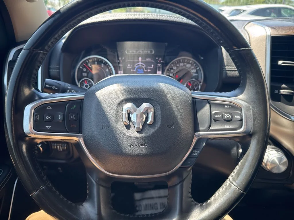 Used 2021 Silver Ram Laramie image 15