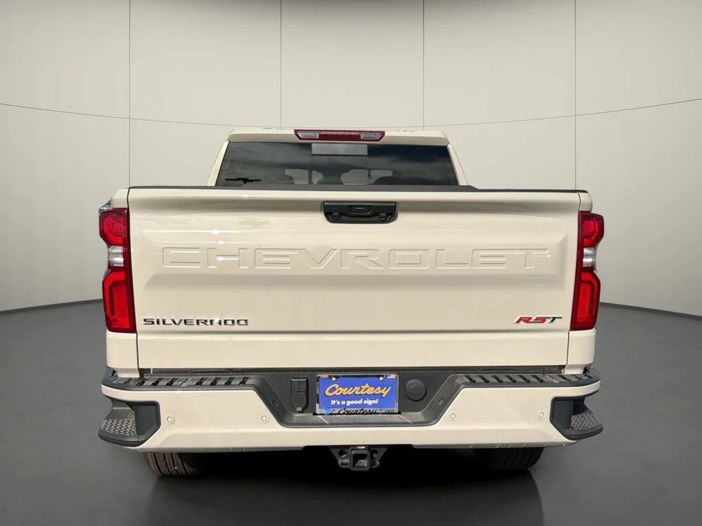 New 2026 White Sands Chevrolet RST image 6