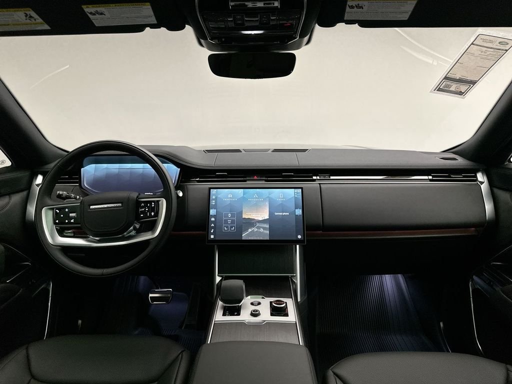 New 2027 Santorini Black Land Rover SE image 8