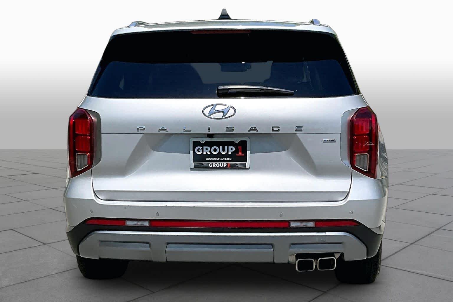Used 2025 Typhoon Silver Hyundai SEL image 5