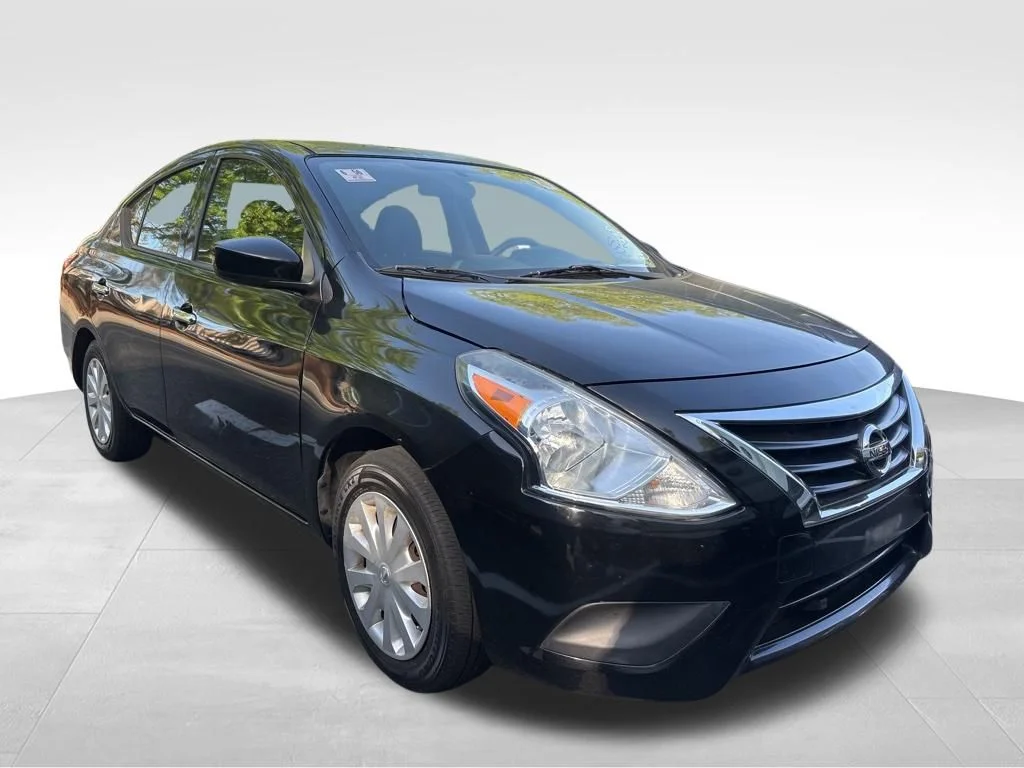 Used 2019 Black Nissan 1.6 SV image 2