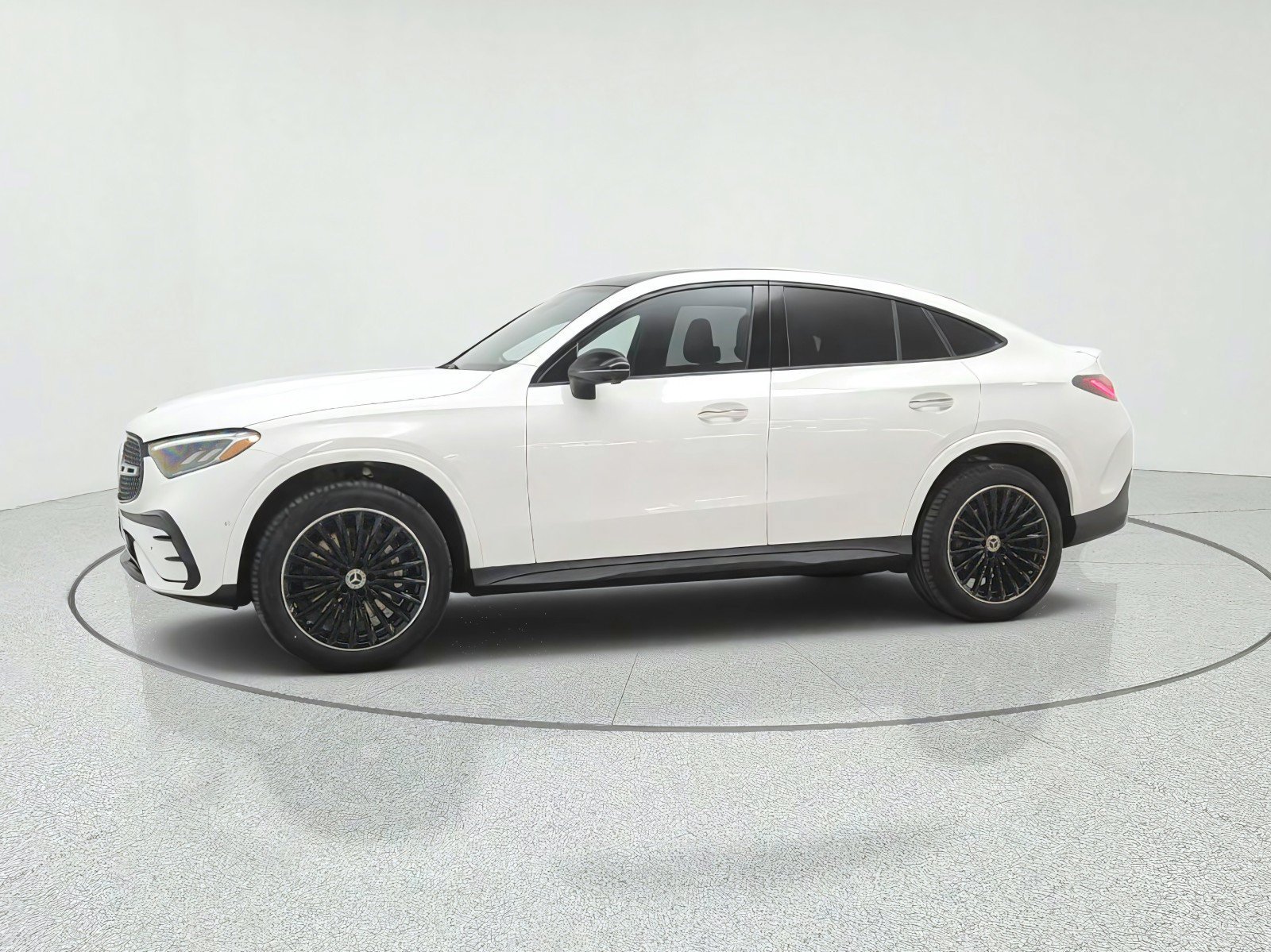 New 2027 Polar White Mercedes-Benz GLC 300 4MATIC® Coupe image 29
