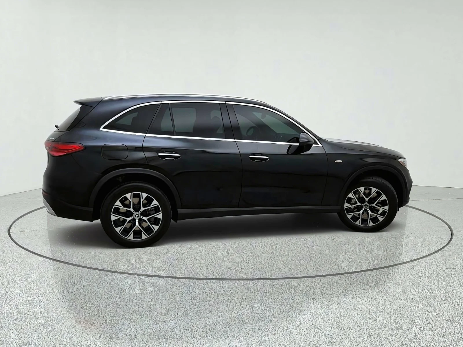 Certified Used 2025 Black Mercedes-Benz GLC 350e image 7
