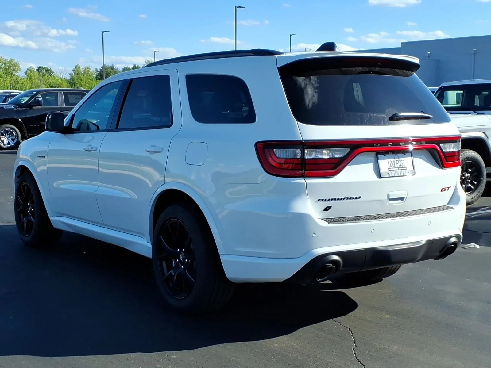 New 2026 White Knuckle Clear-Coat Exterior Paint Dodge GT Plus HEMI V8 image 4