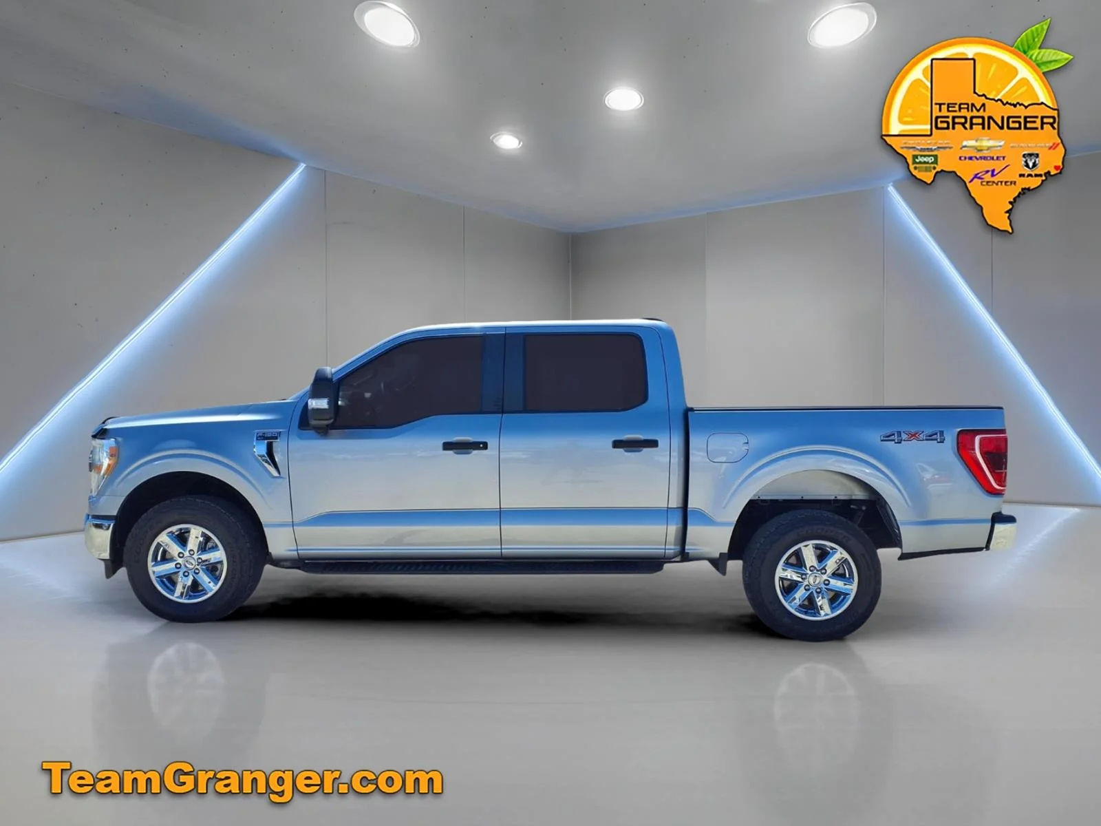 Used 2022 Silver Ford XLT image 6