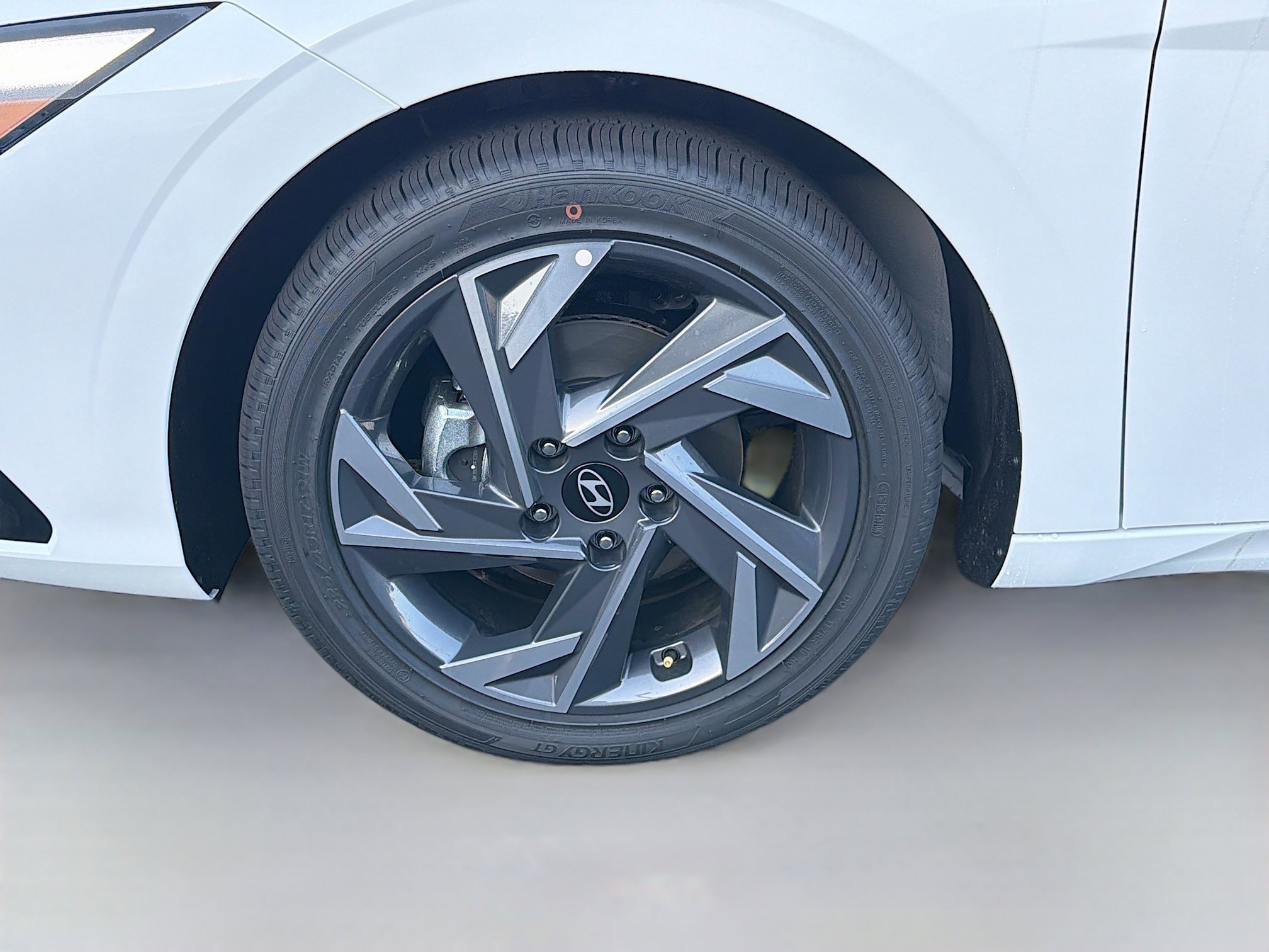 New 2026 Serenity White Hyundai Limited image 46