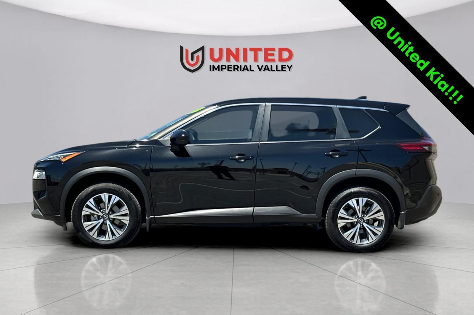 2023 Nissan Rogue SV - Photo 7
