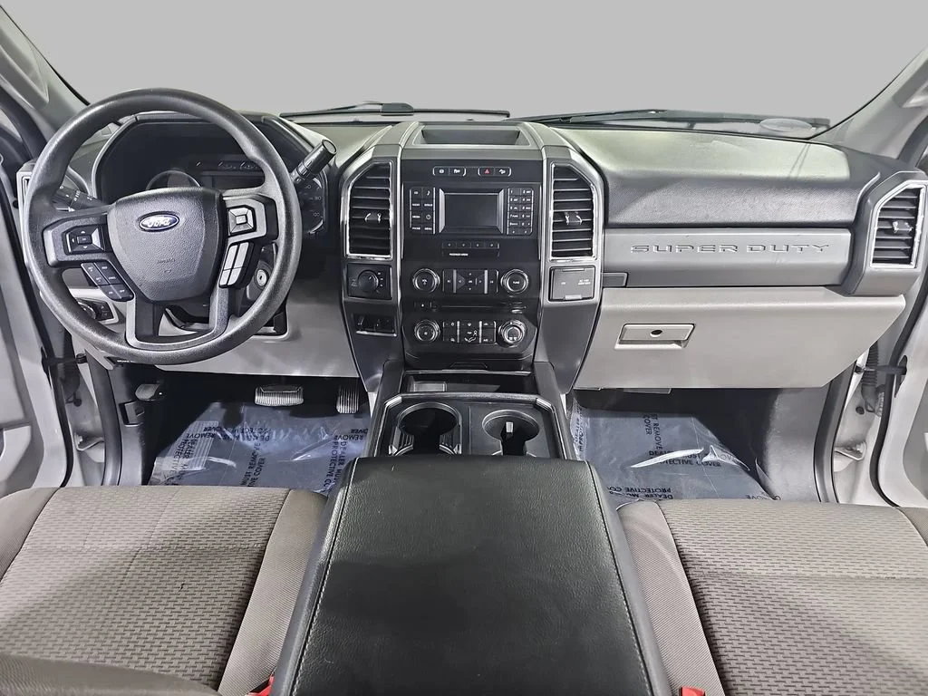 Used 2018 White Ford XLT image 11