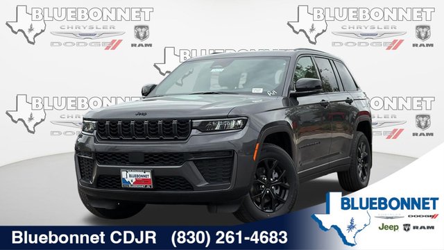 2026 Jeep Grand Cherokee Laredo Altitude
