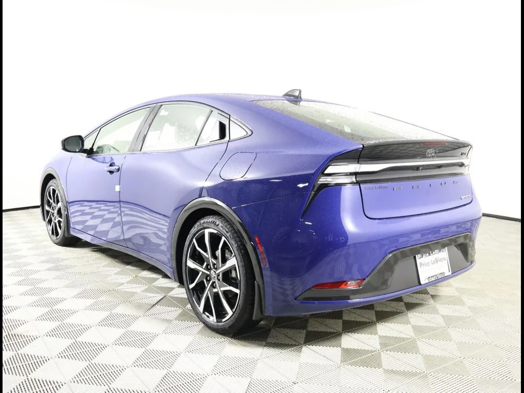New 2026 Reservoir Blue Toyota XSE image 4