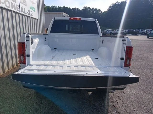 New 2026 Bright White Clear-Coat Exterior Paint RAM Laramie image 8