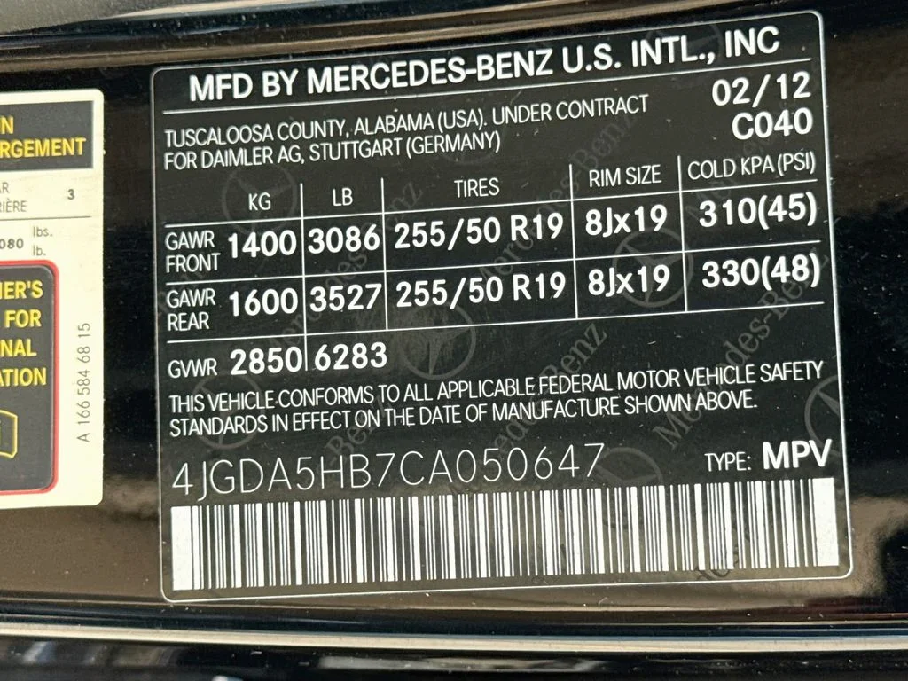 Used 2012 Black Mercedes-Benz ML 350 image 40