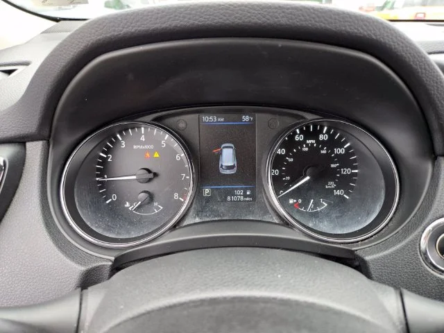 Used 2019 Black Nissan SL image 33