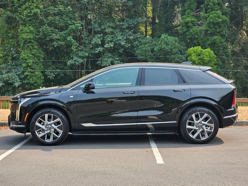 New 2026 Black Raven Cadillac Premium Luxury image 2