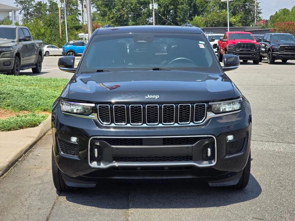 Used 2023 Black Jeep Overland image 22