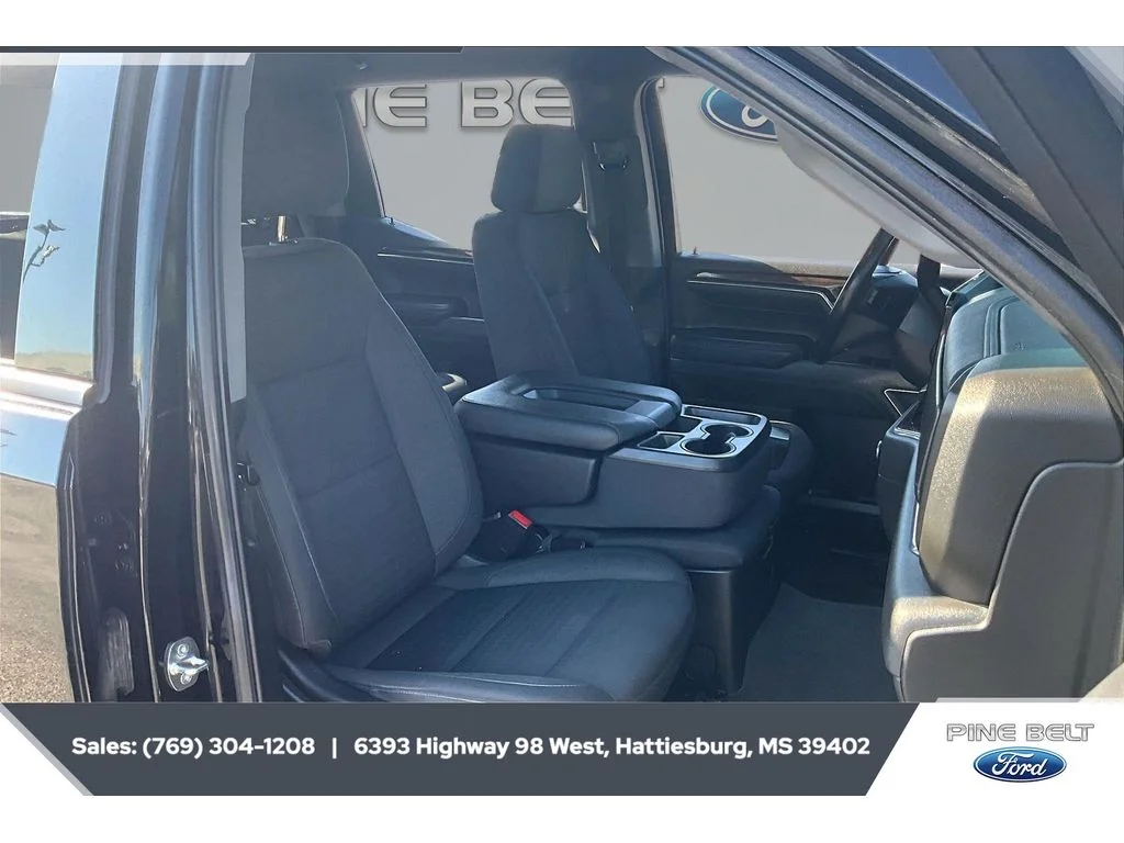 Used 2022 Onyx Black GMC Elevation image 6