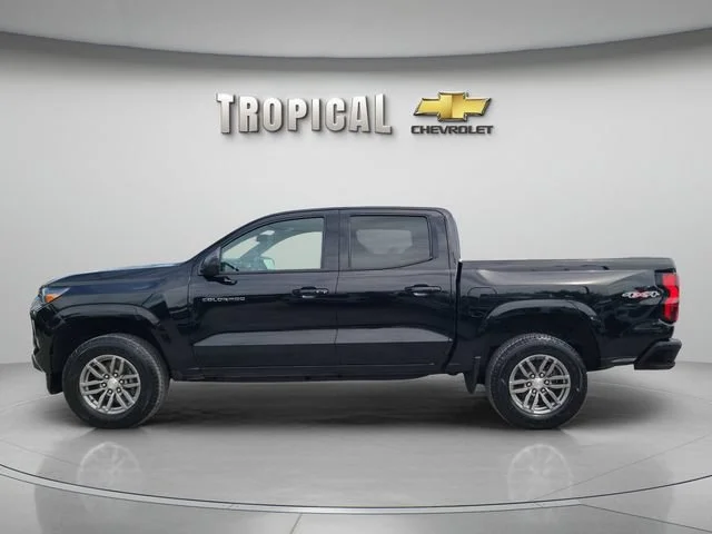 Used 2023 Black Chevrolet LT image 2
