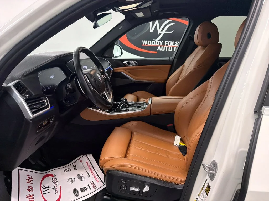 Used 2021 Alpine White BMW xDrive40i image 9