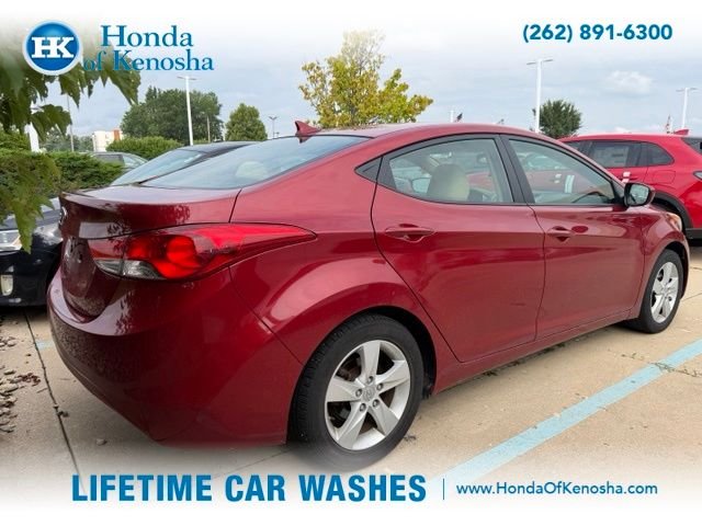 Used 2013 Red Hyundai GLS image 2