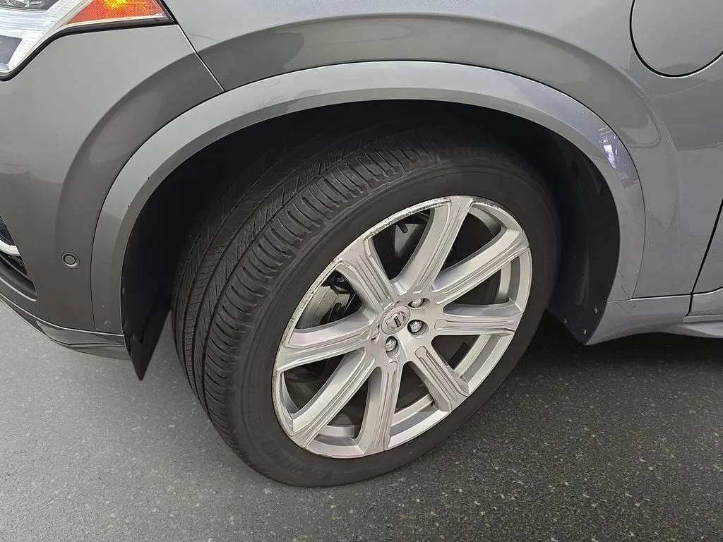 Used 2017 Gray Volvo T8 Inscription image 31