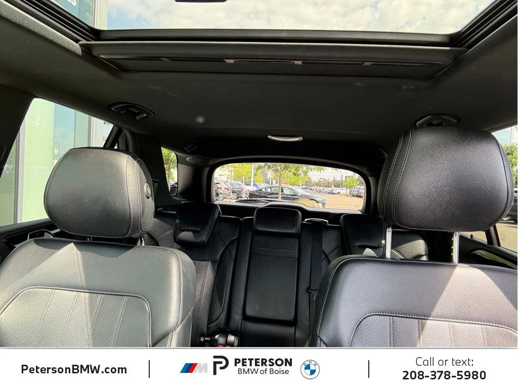 Used 2019 Gray Mercedes-Benz GLE 400 image 34