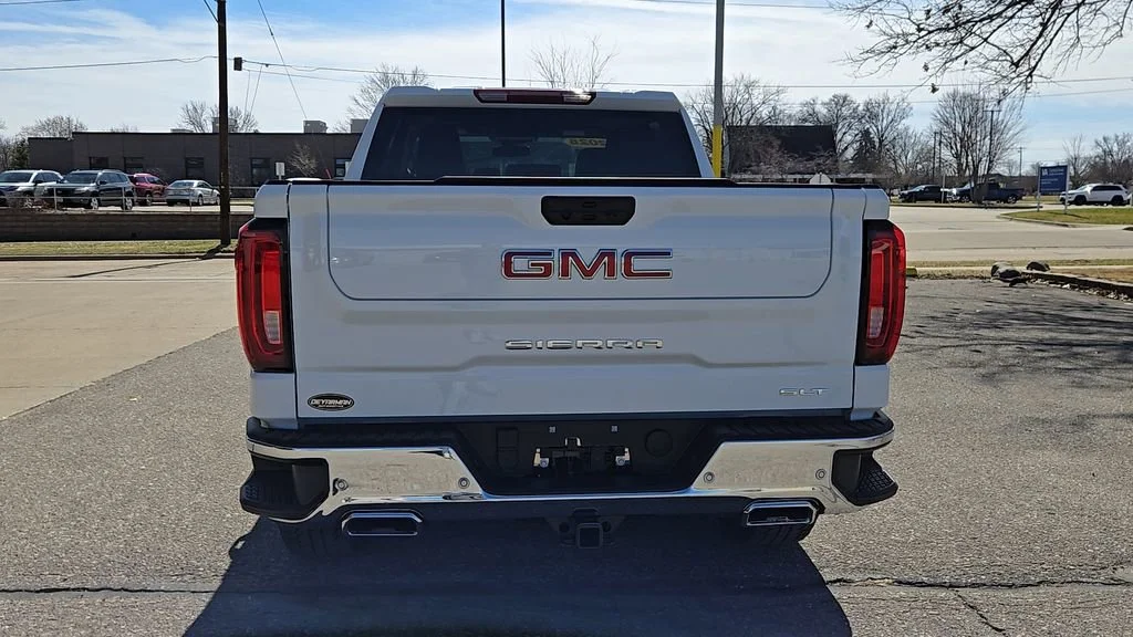 New 2026 Summit White GMC SLT image 27