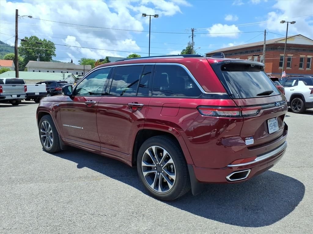 Used 2023 Red Jeep Overland 4xe image 9