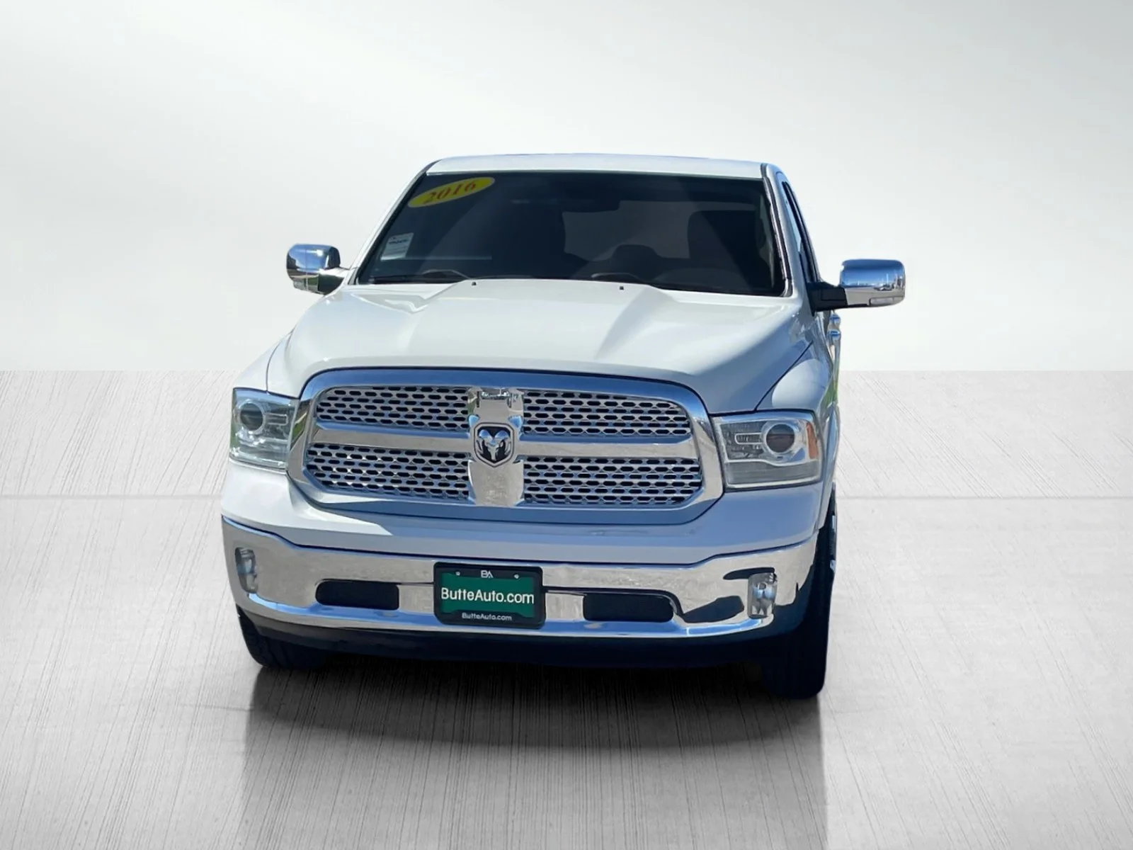 Used 2016 Pearl White Ram Laramie image 8