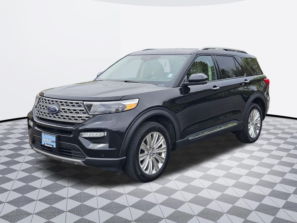 Used 2022 Black Metallic Ford Limited image 1
