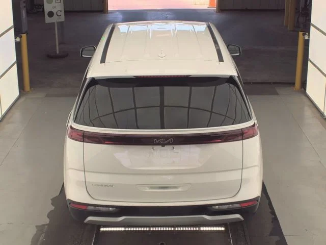 Used 2024 White Kia EX image 3