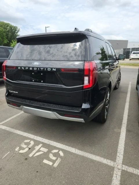 Used 2025 Black Ford Platinum image 3
