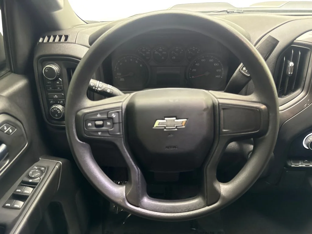 Used 2024 White Chevrolet Custom Trail Boss image 59