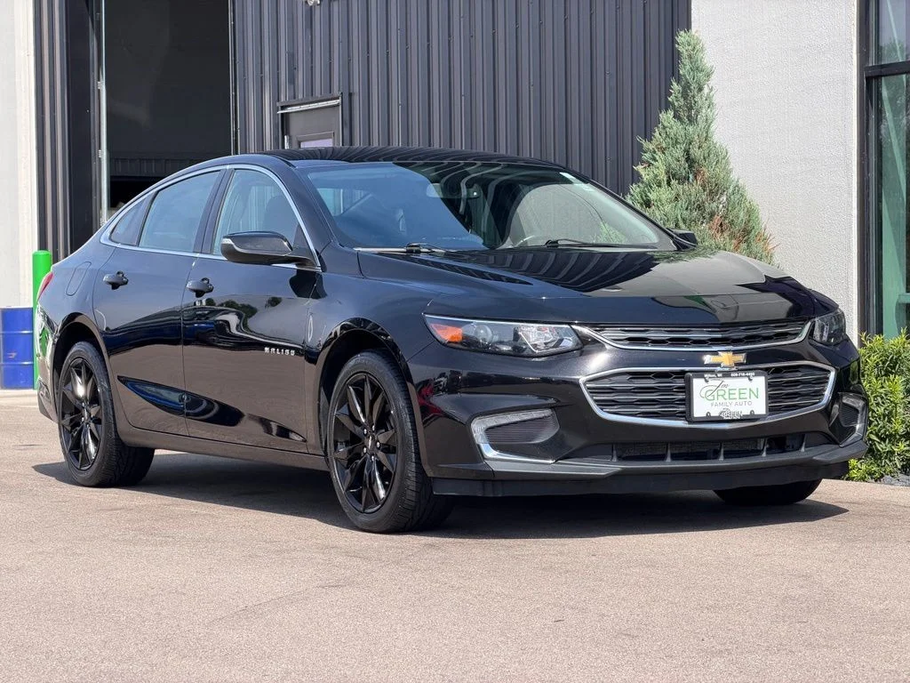 Used 2018 Black Chevrolet LT image 4