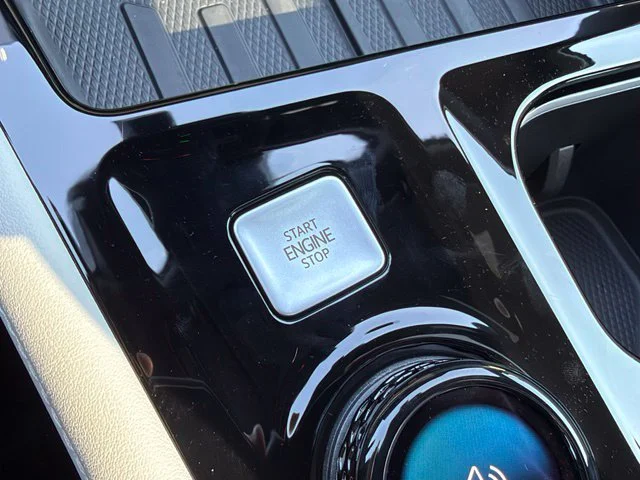 New 2027 Deep Black Pearl Volkswagen 2.0T SEL image 23