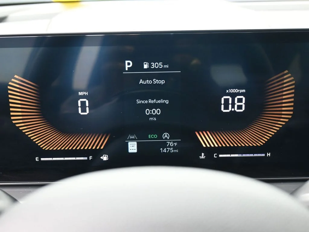 Used 2025 Glacial White Pearl Kia EX image 29